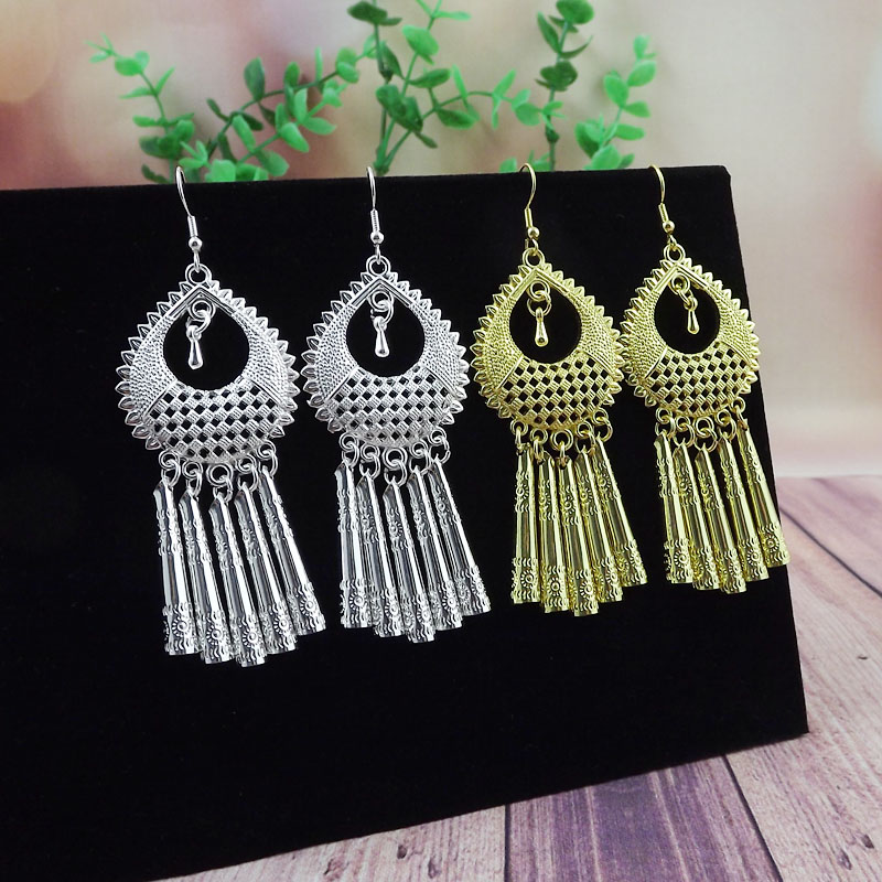 Women's Glam Retro Classic Style Water Drop Alloy No Inlaid Earrings Drop Earrings display picture 4