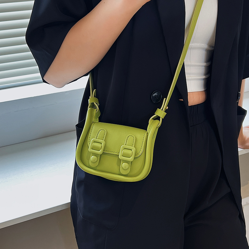 Fashion Solid Color Square Flip Cover Shoulder Bag display picture 10