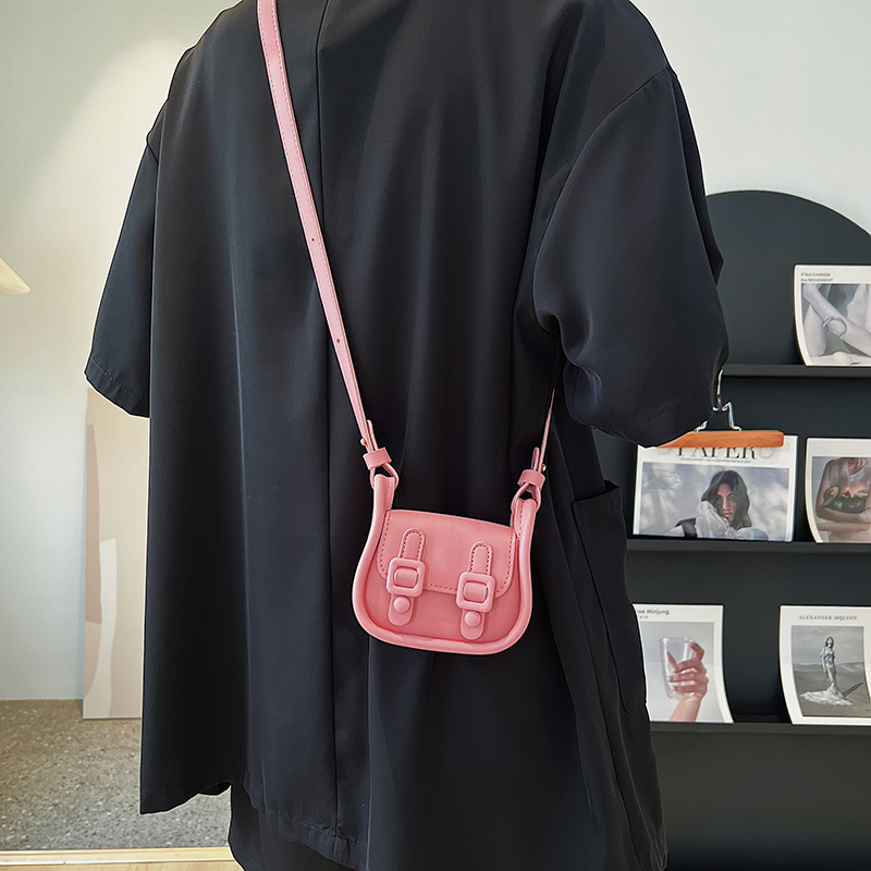 Fashion Solid Color Square Flip Cover Shoulder Bag display picture 12