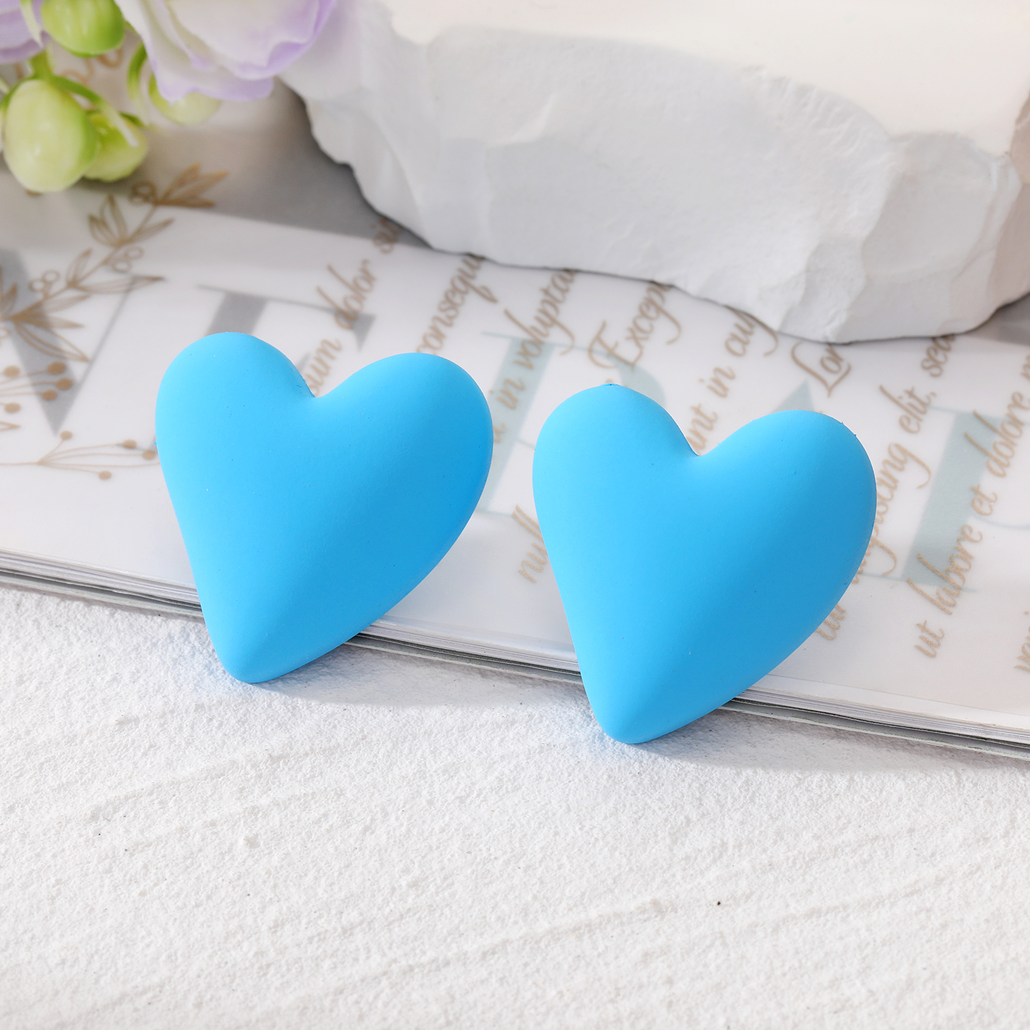 Wholesale Jewelry 1 Pair Cute Heart Shape Alloy Resin Ear Studs display picture 4