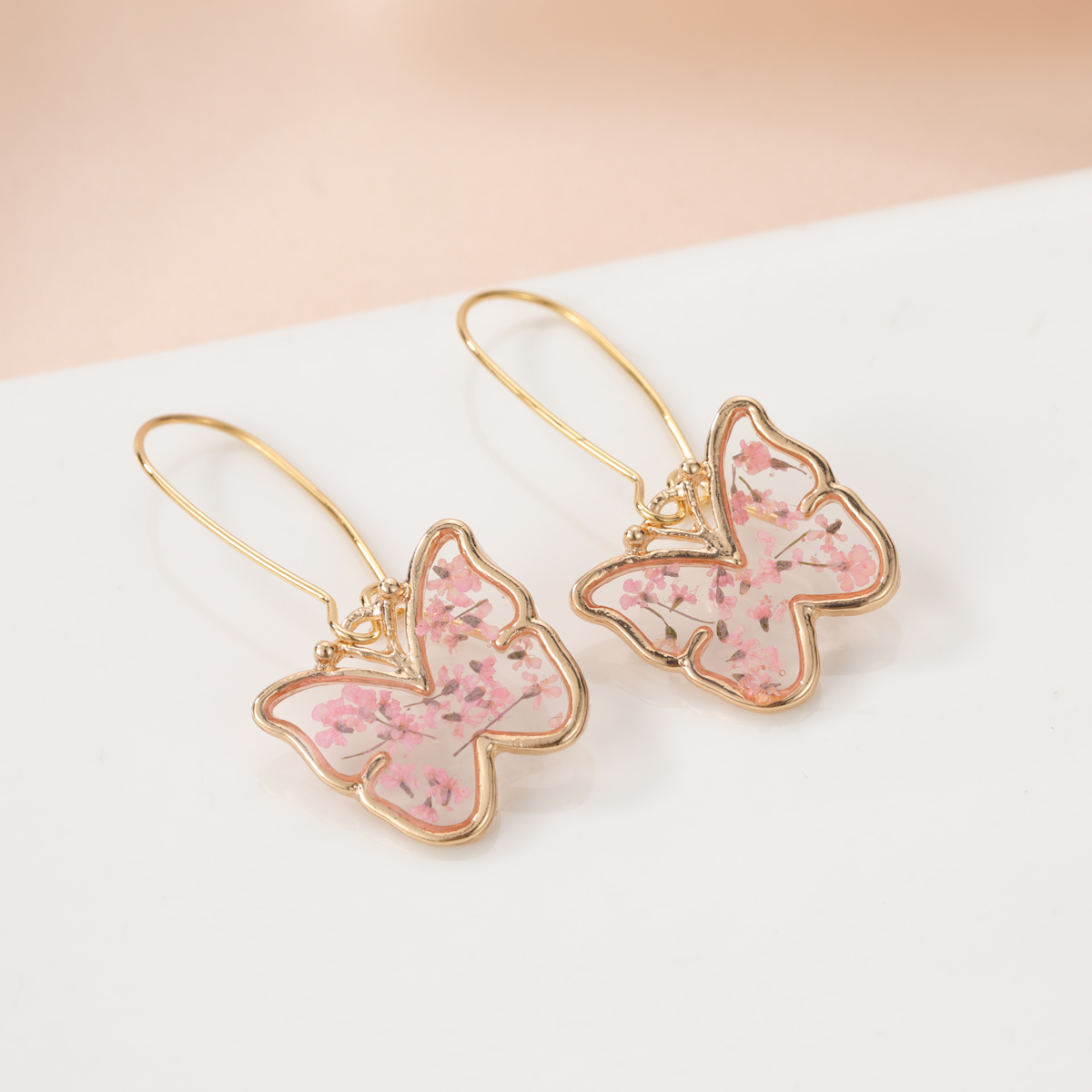 Cute Butterfly Copper Earrings Epoxy Copper Earrings display picture 1