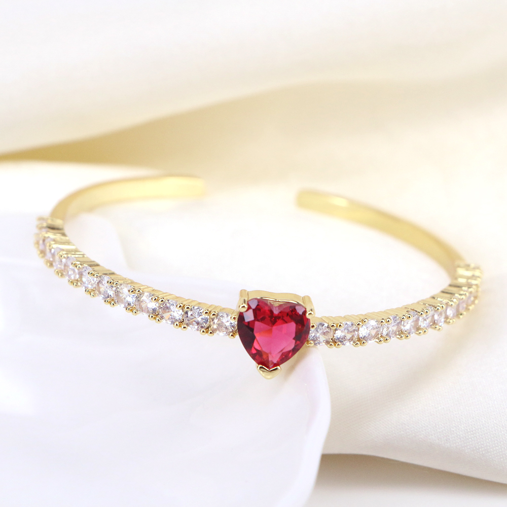 Fashion Heart Shape Copper Bangle Plating Inlay Zircon Copper Bracelets display picture 6