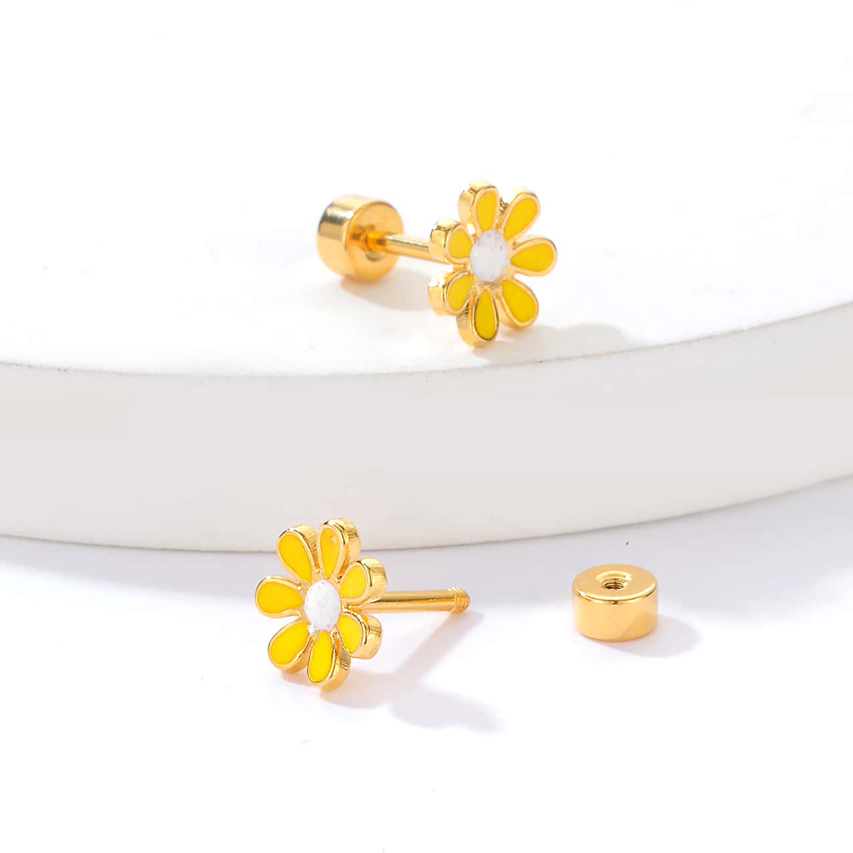 Simple Style Flower Plating 201 Stainless Steel 18K Gold Plated Ear Studs display picture 15