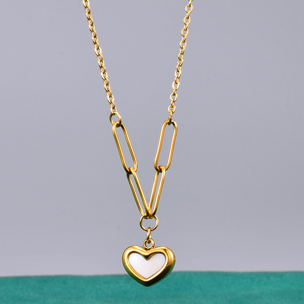 Fashion Heart Shape Titanium Steel Pendant Necklace Plating Shell Stainless Steel Necklaces display picture 1