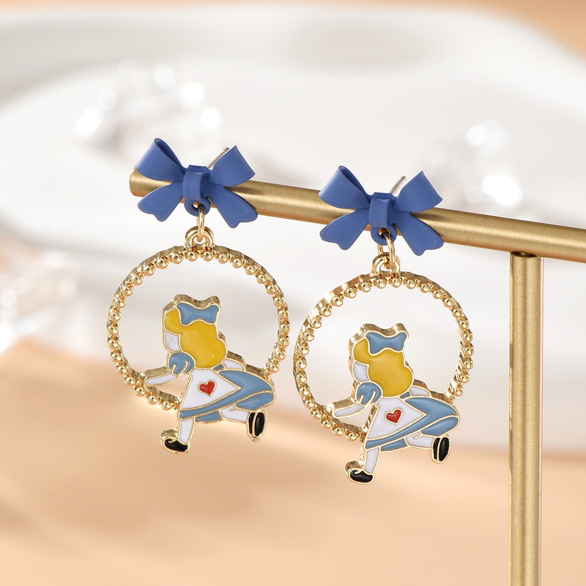 Cute Cartoon Bow Knot Alloy Earrings display picture 4