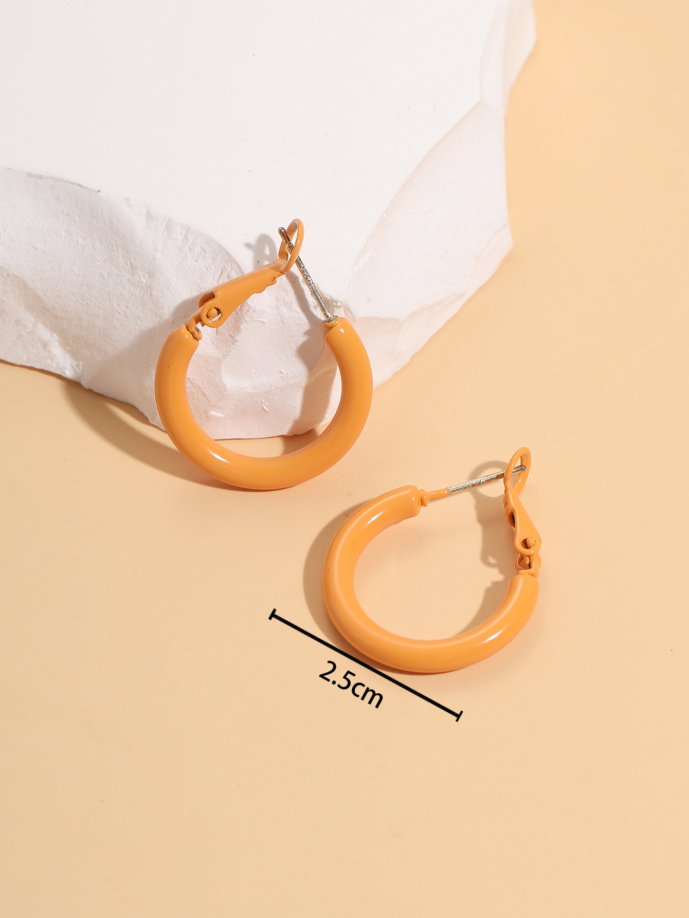 Fashion Round Alloy Hoop Earrings display picture 6
