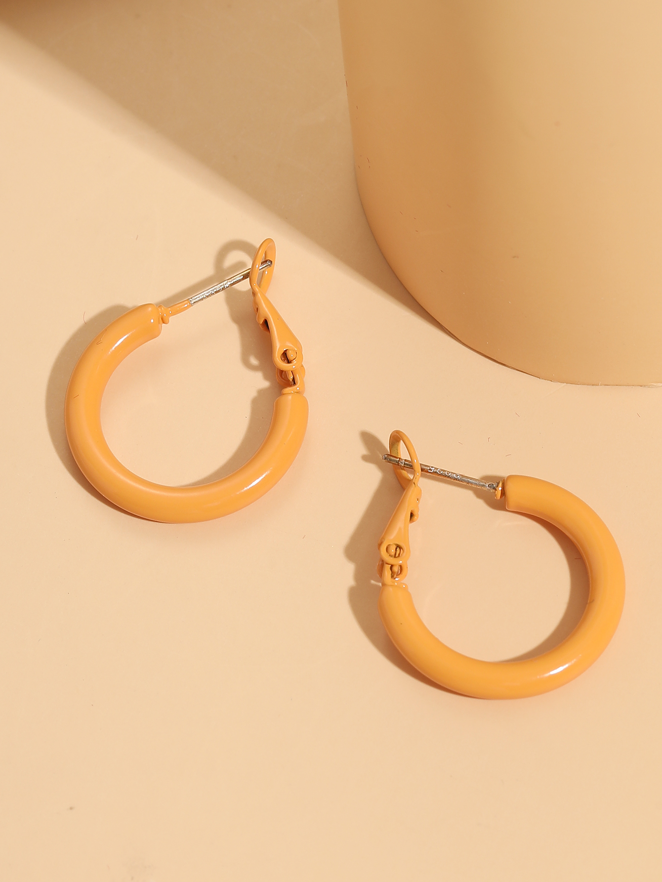 Fashion Round Alloy Hoop Earrings display picture 9