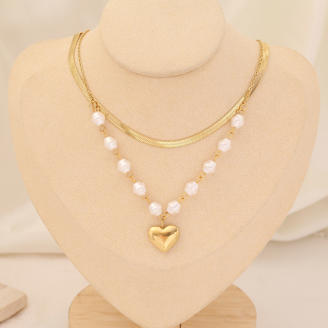 Stainless Steel 18K Gold Plated Fashion Gold Plated Heart Shape Pearl Layered Necklaces display picture 10