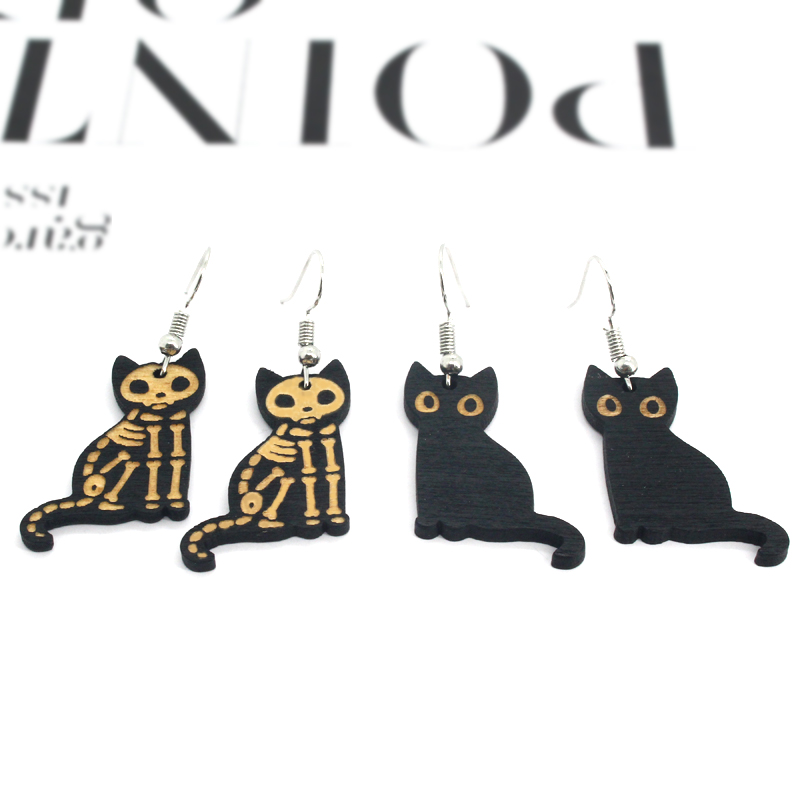 1 Pair Retro Cat Alloy Resin Patchwork Women's Earrings display picture 1