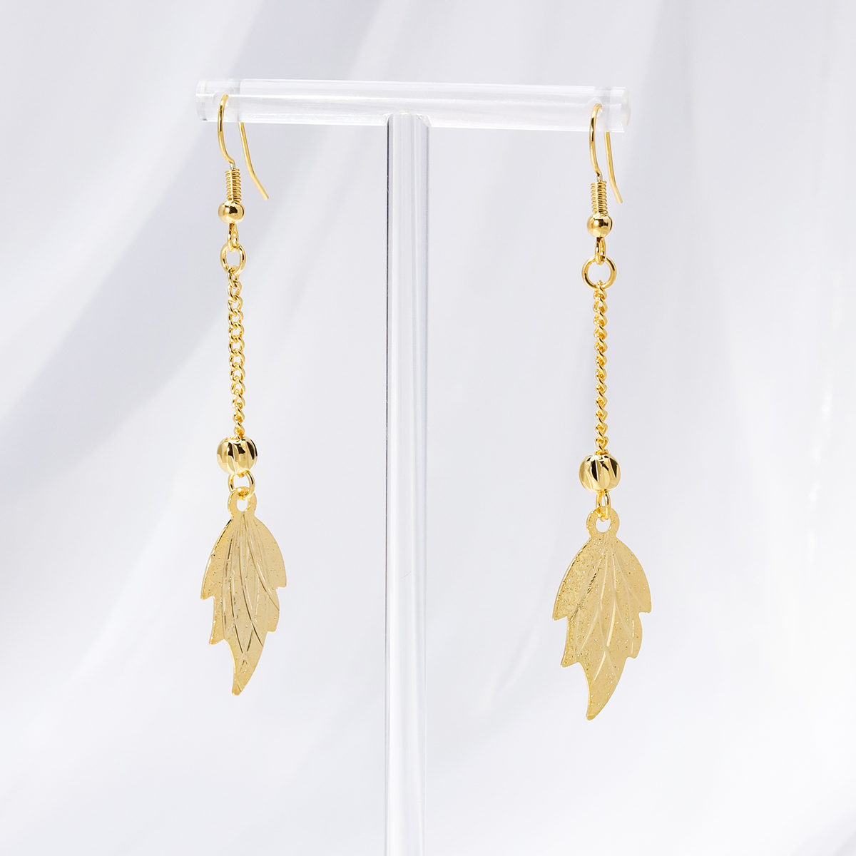 Simple Style Leaves Copper Dangling Earrings Plating Copper Earrings display picture 3