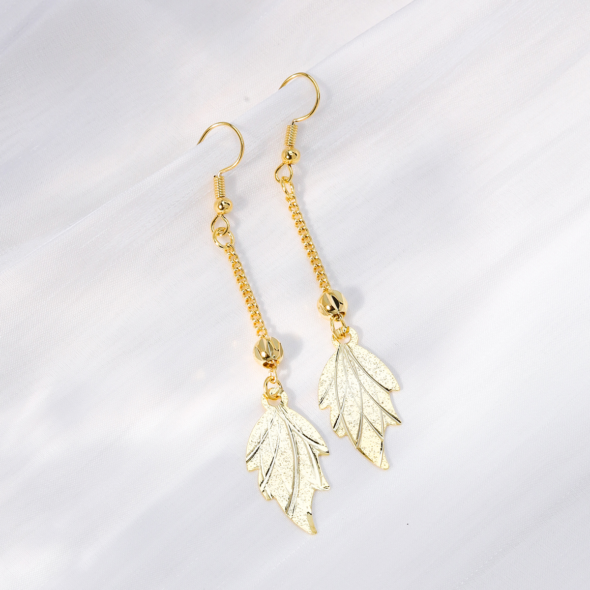 Simple Style Leaves Copper Dangling Earrings Plating Copper Earrings display picture 2