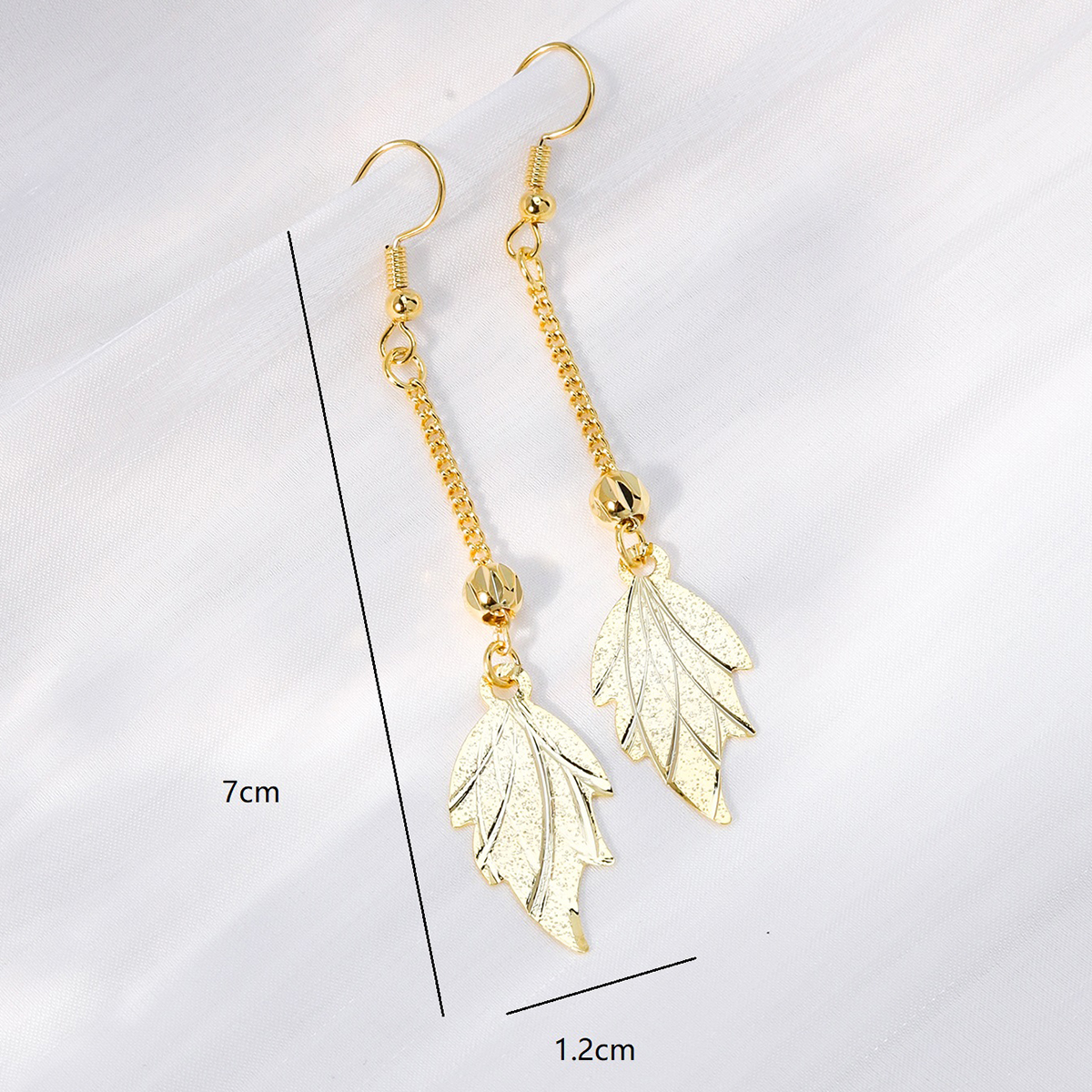 Simple Style Leaves Copper Dangling Earrings Plating Copper Earrings display picture 4