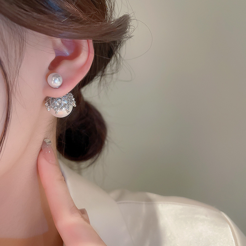 Wholesale Jewelry 1 Pair Elegant Geometric Alloy Rhinestones Ear Studs display picture 2