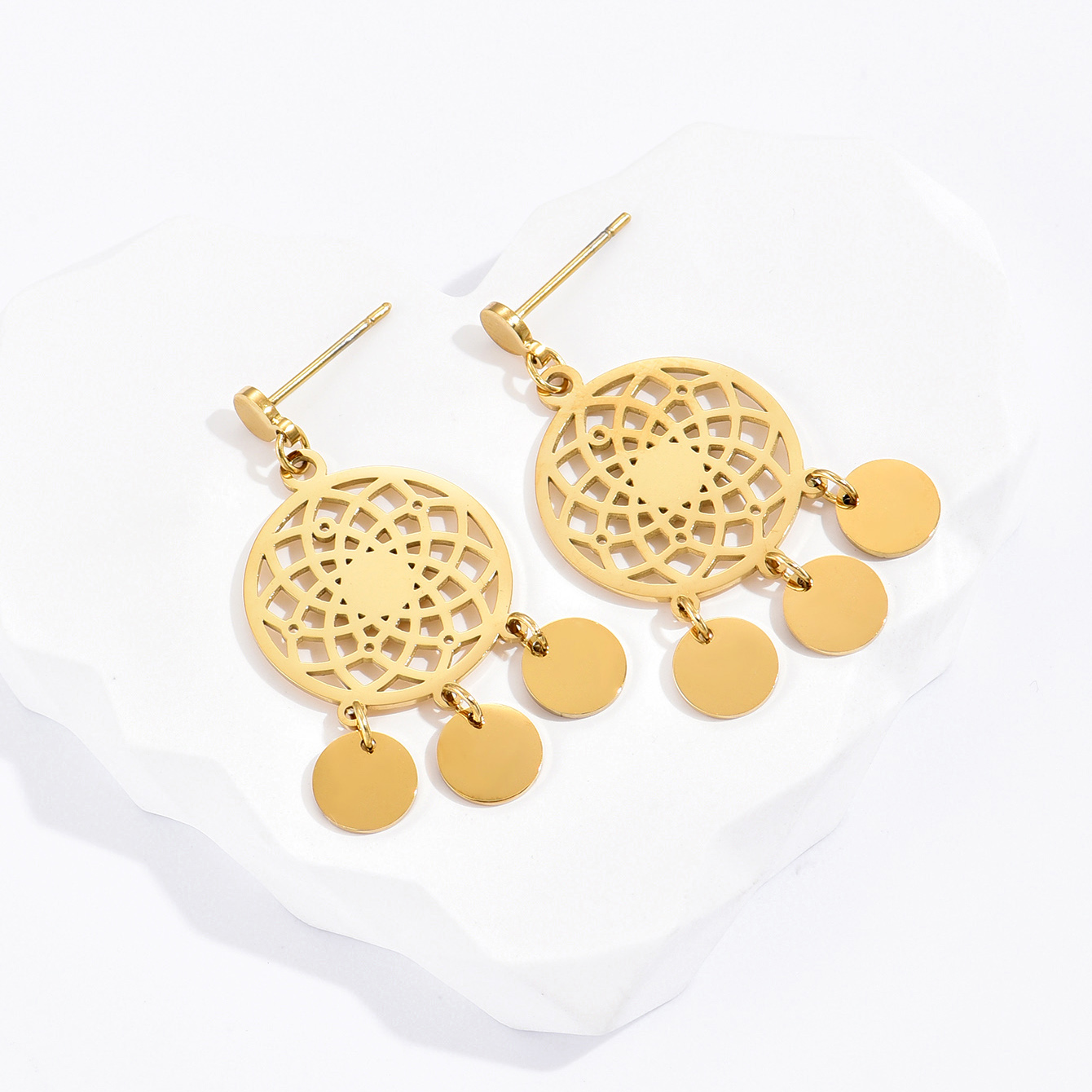 1 Pair Ethnic Style Round Tassel Hollow Out 304 Stainless Steel 14K Gold Plated Earrings display picture 2