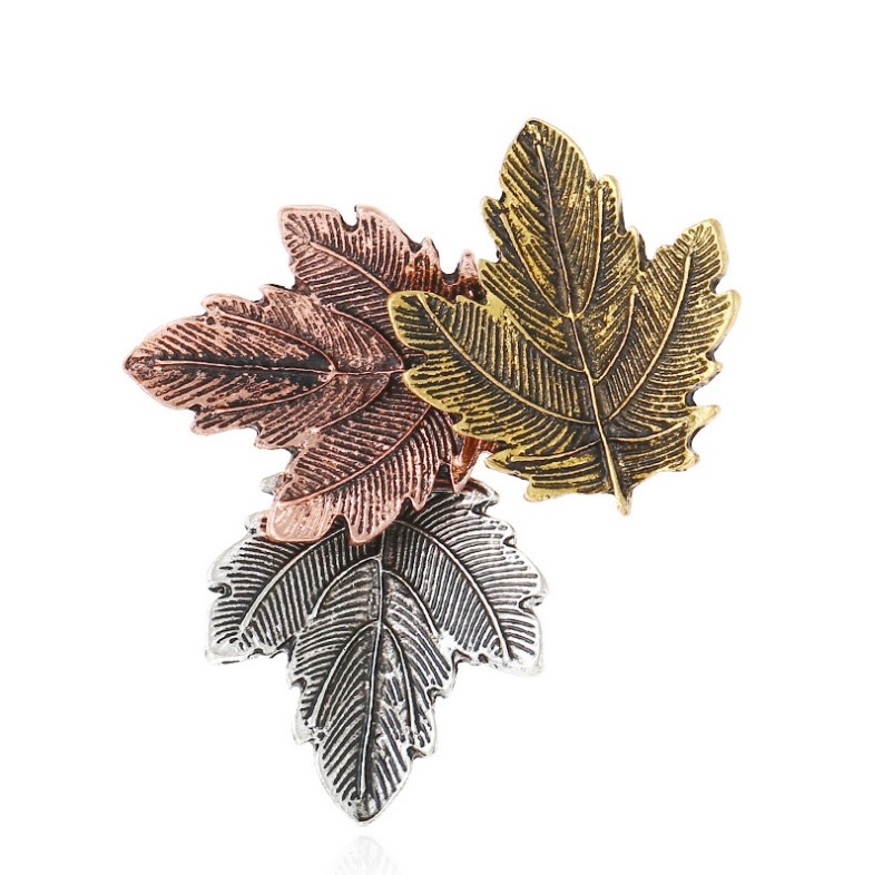 Fashion Maple Leaf Alloy Brooches display picture 4