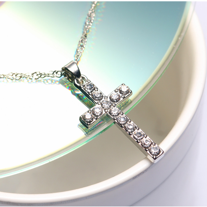 Hip-hop Cross Alloy Plating Rhinestone Pendant Necklace 1 Piece display picture 3