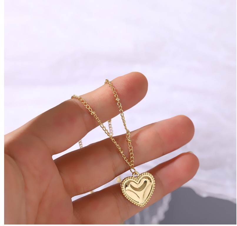 Retro Heart Shape Alloy Necklace 1 Piece display picture 1