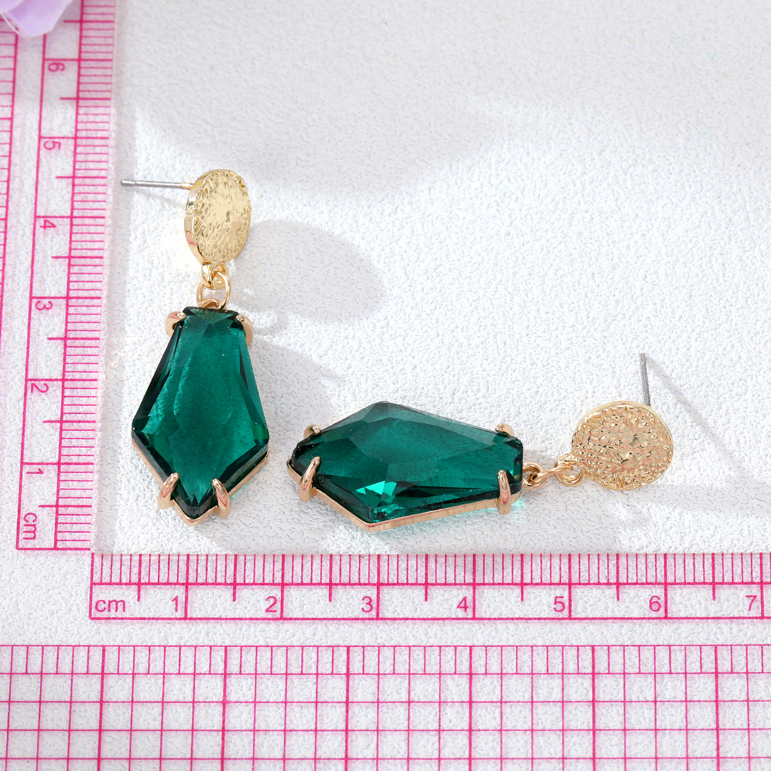 Wholesale Jewelry 1 Pair Retro Geometric Alloy Crystal Drop Earrings display picture 7