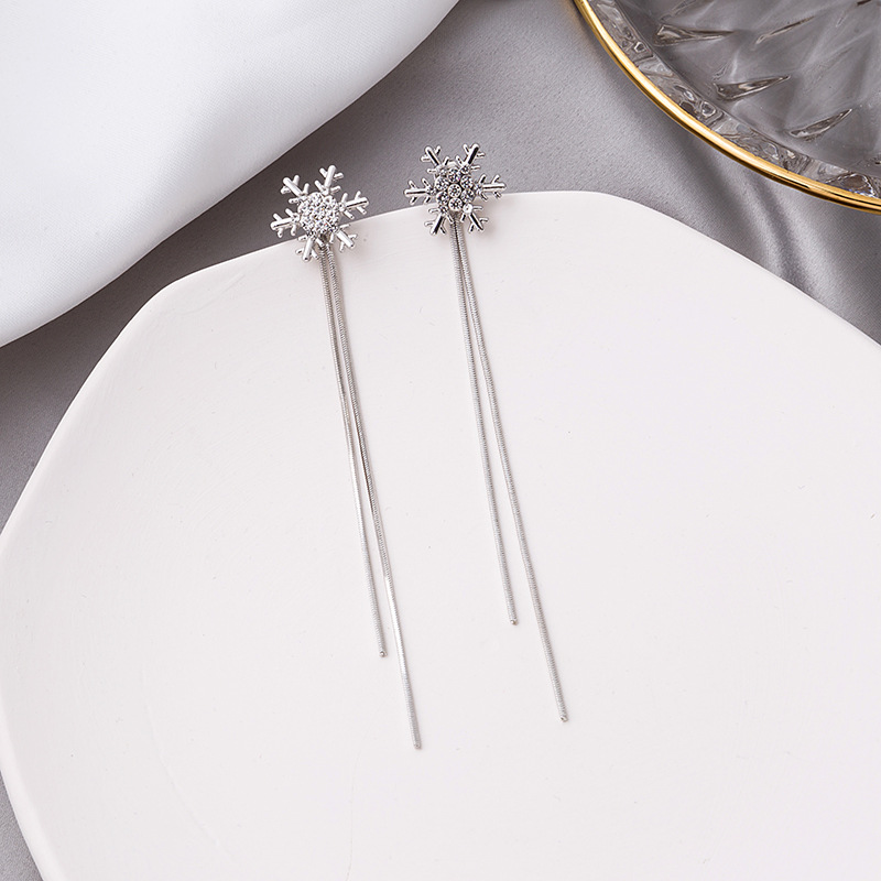 Glam Snowflake Alloy Diamond Artificial Diamond Drop Earrings 1 Pair display picture 3