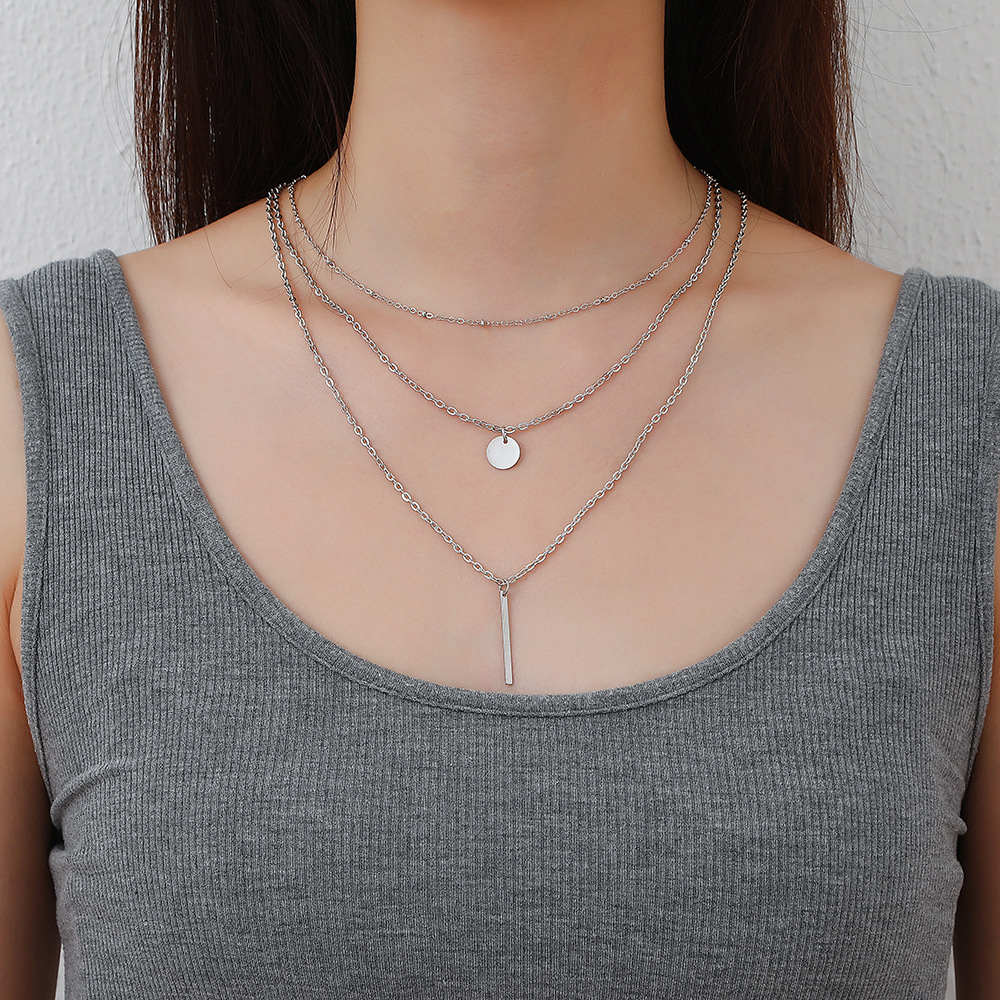 Fashion Solid Color Alloy Women's Layered Necklaces 1 Piece display picture 3