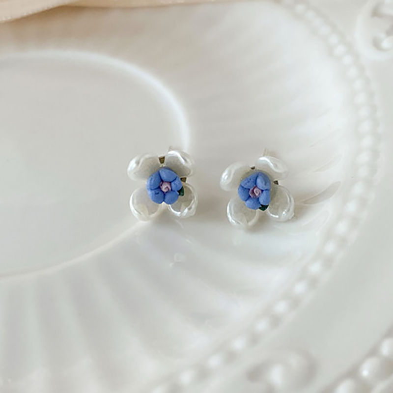 Simple Style Flower Arylic Resin Patchwork Ear Studs 1 Pair display picture 2