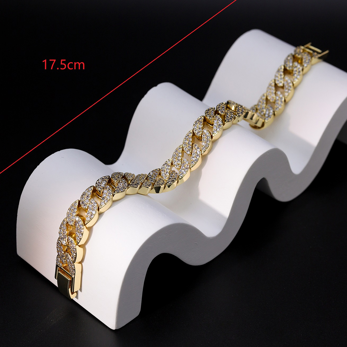 Fashion Geometric Copper Bracelets Gold Plated Zircon Copper Bracelets 1 Piece display picture 5