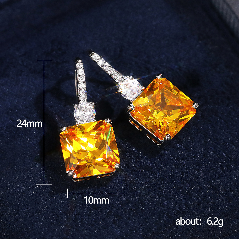 Simple Style Square Copper Drop Earrings Inlay Artificial Diamond Copper Earrings 1 Pair display picture 8