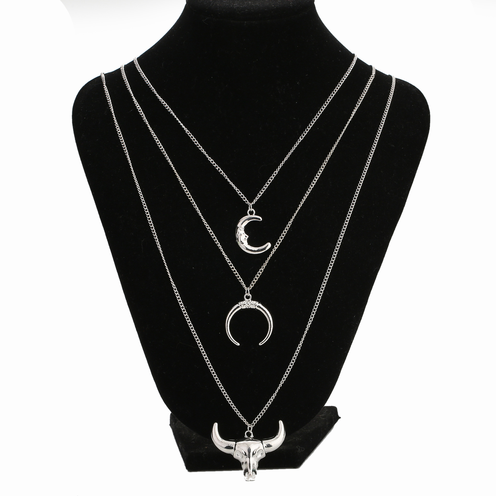 Cool Style Moon Cattle Alloy Plating Layered Necklaces 1 Piece display picture 4