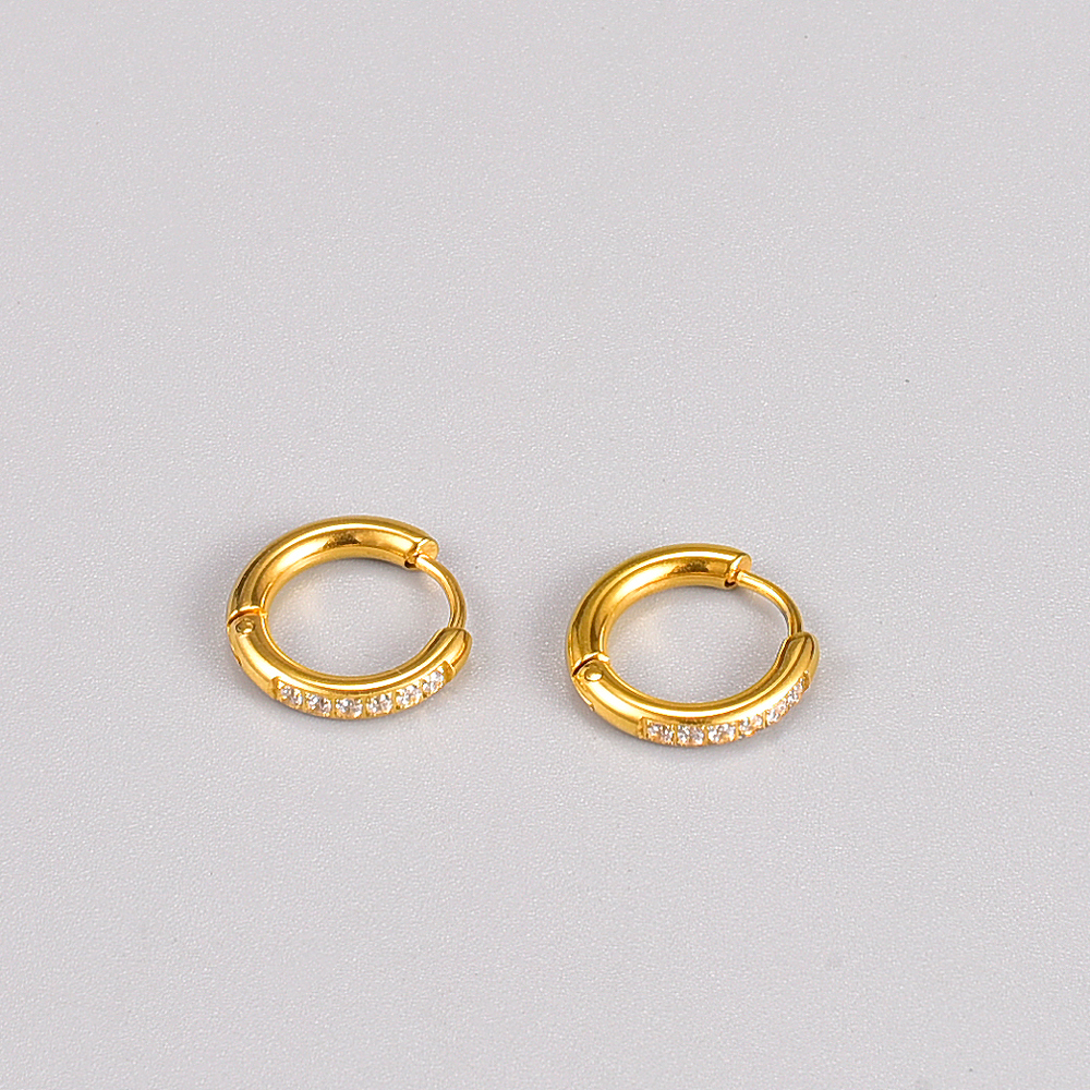 Fashion Geometric Titanium Steel Earrings Gold Plated Artificial Rhinestones Stainless Steel Earrings display picture 3