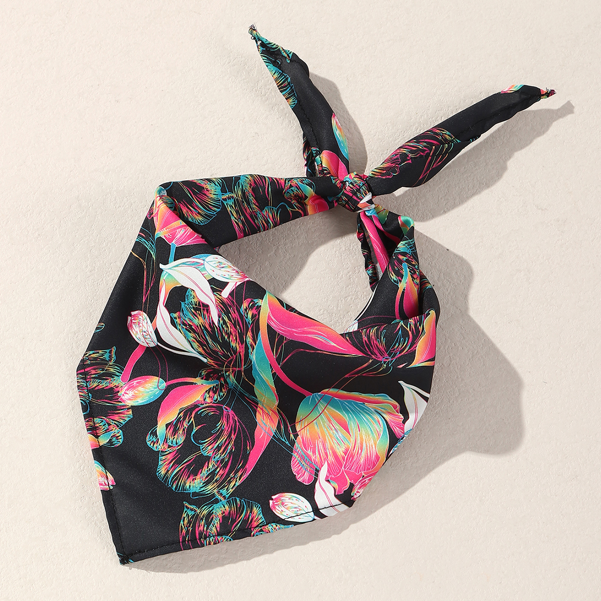 Retro Flower Polyester Printing Pet Scarf display picture 1