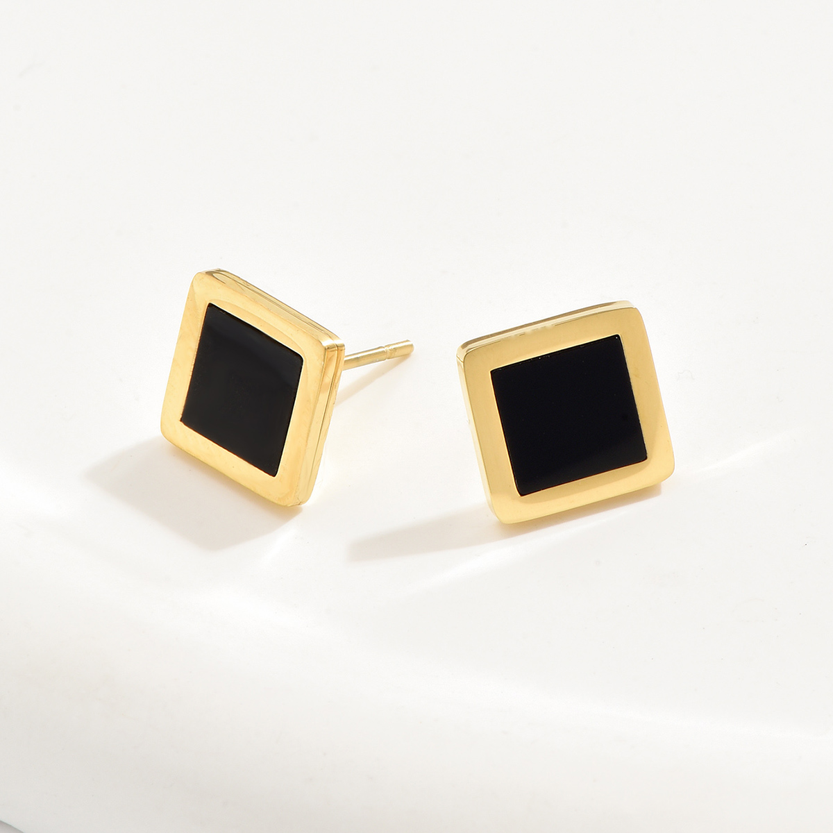Fashion Square Plating Inlaid Shell 304 Stainless Steel Shell 14K Gold Plated Ear Studs display picture 3