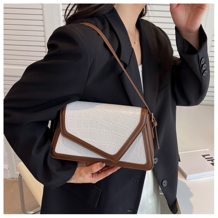 Fashion Solid Color Square Flip Cover Underarm Bag display picture 5