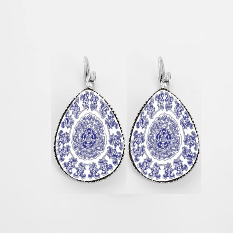 Vintage Style Blue And White Porcelain Alloy Women's Ear Hook 1 Piece display picture 8
