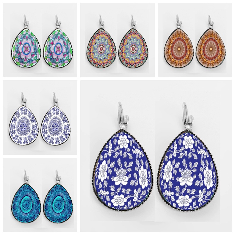Vintage Style Blue And White Porcelain Alloy Women's Ear Hook 1 Piece display picture 13