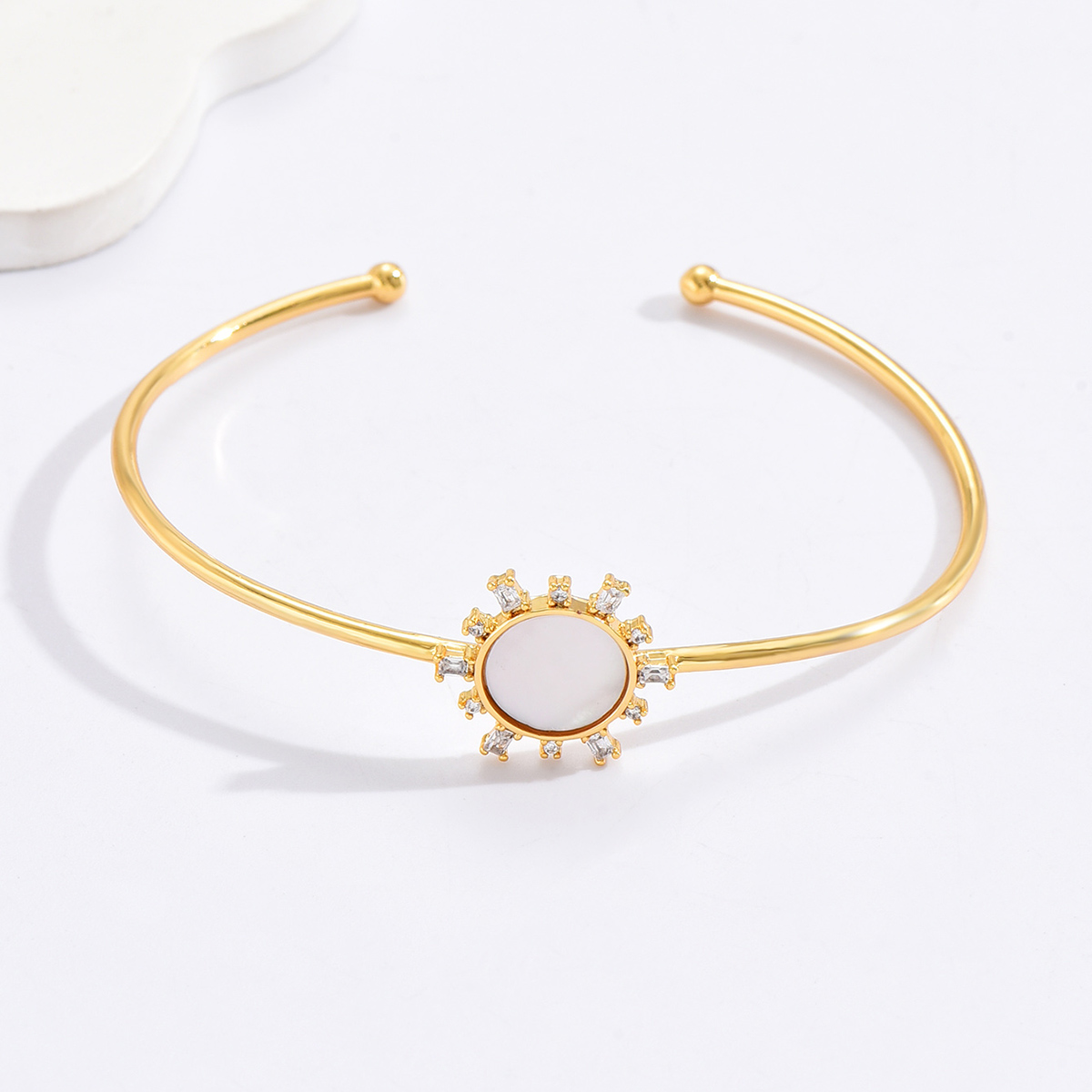 Fashion Water Droplets Flower Rectangle Copper Bangle Gold Plated Shell Zircon Copper Bracelets 1 Piece display picture 20