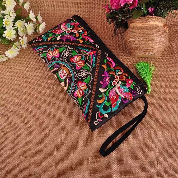 Ethnic Style Floral Embroidery Square Zipper Coin Purse display picture 3