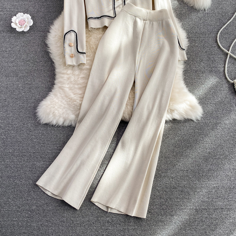Women's Fashion Solid Color Knit Pocket Pants Sets display picture 4