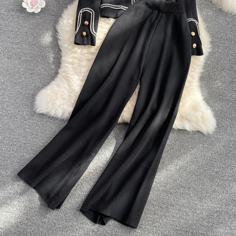 Women's Fashion Solid Color Knit Pocket Pants Sets display picture 5