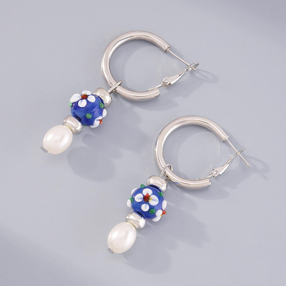 Cute Flower Imitation Pearl Alloy Resin Drop Earrings display picture 3