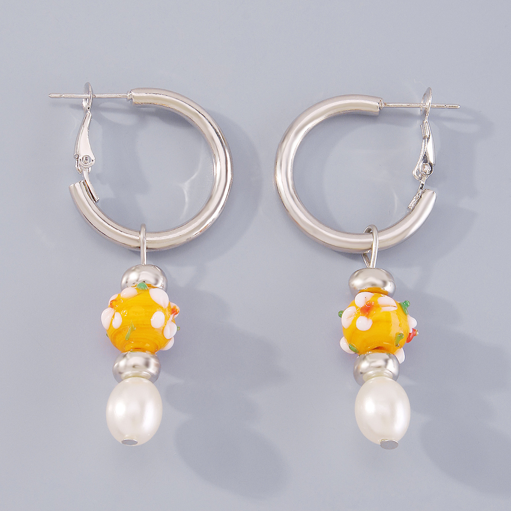 Cute Flower Imitation Pearl Alloy Resin Drop Earrings display picture 5