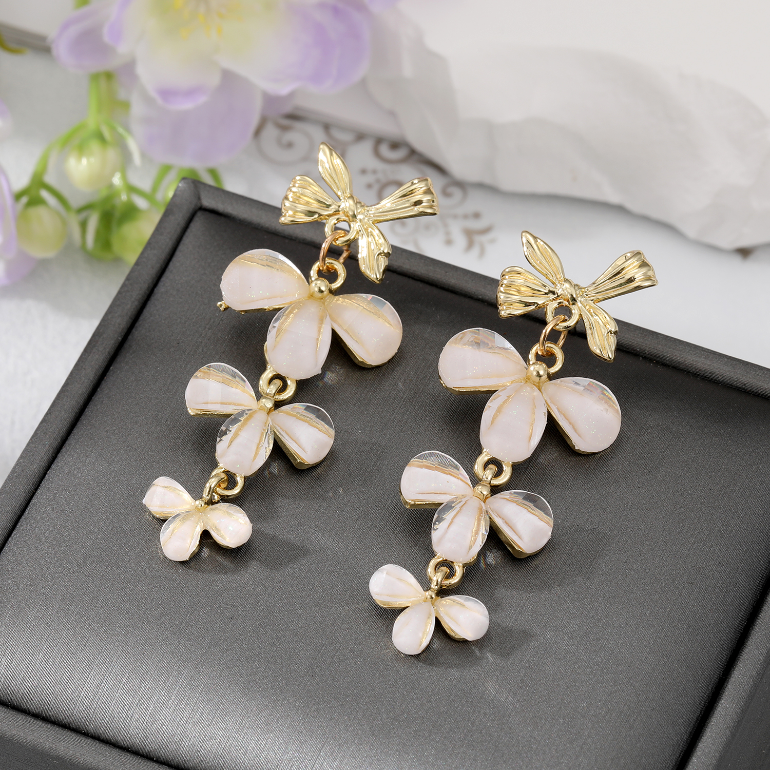 Wholesale Jewelry 1 Pair Fashion Flower Alloy Earrings display picture 2