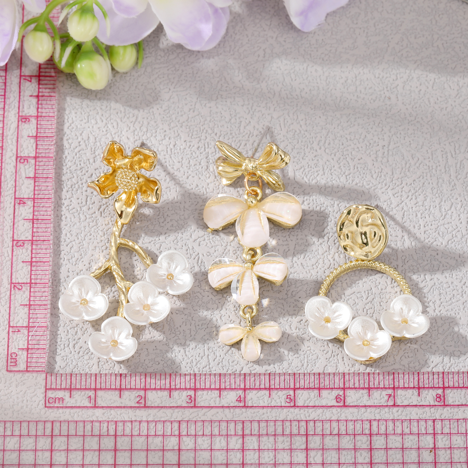 Wholesale Jewelry 1 Pair Fashion Flower Alloy Earrings display picture 3