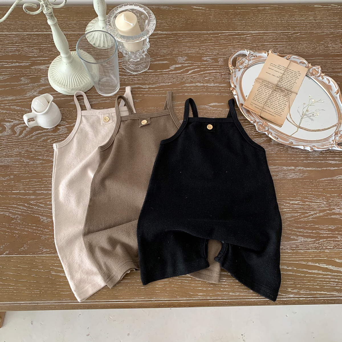 Casual Solid Color Cotton Button Baby Clothes display picture 4