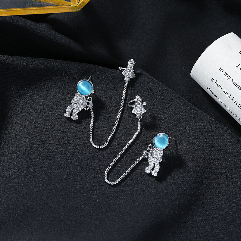 Fashion Astronaut Alloy Tassel Rhinestone Earrings display picture 4