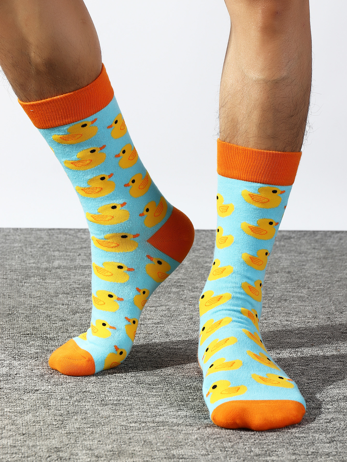 Men's Cartoon Style Duck Cotton Socks display picture 1