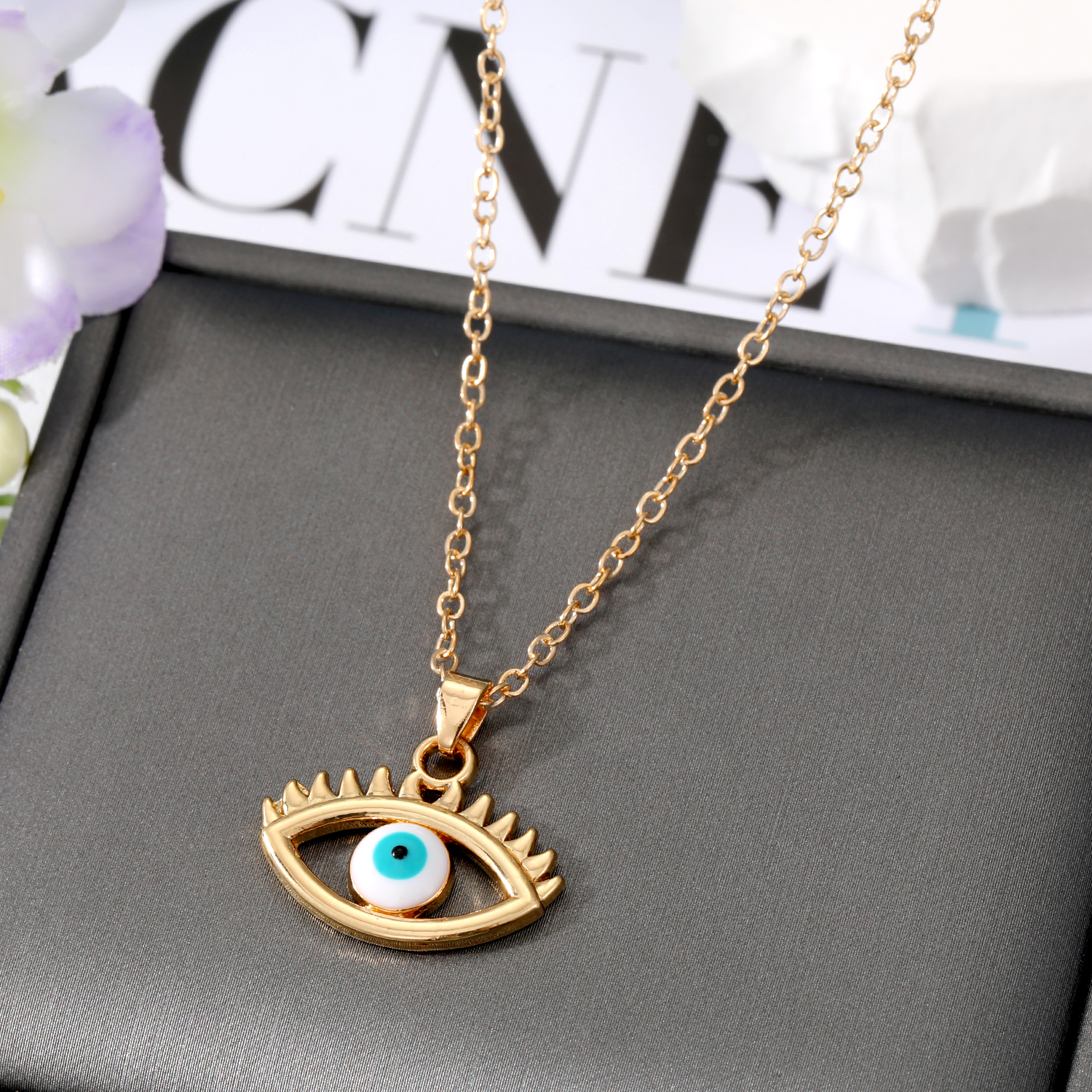 Fashion Devil's Eye Alloy Stoving Varnish Pendant Necklace 1 Piece display picture 3