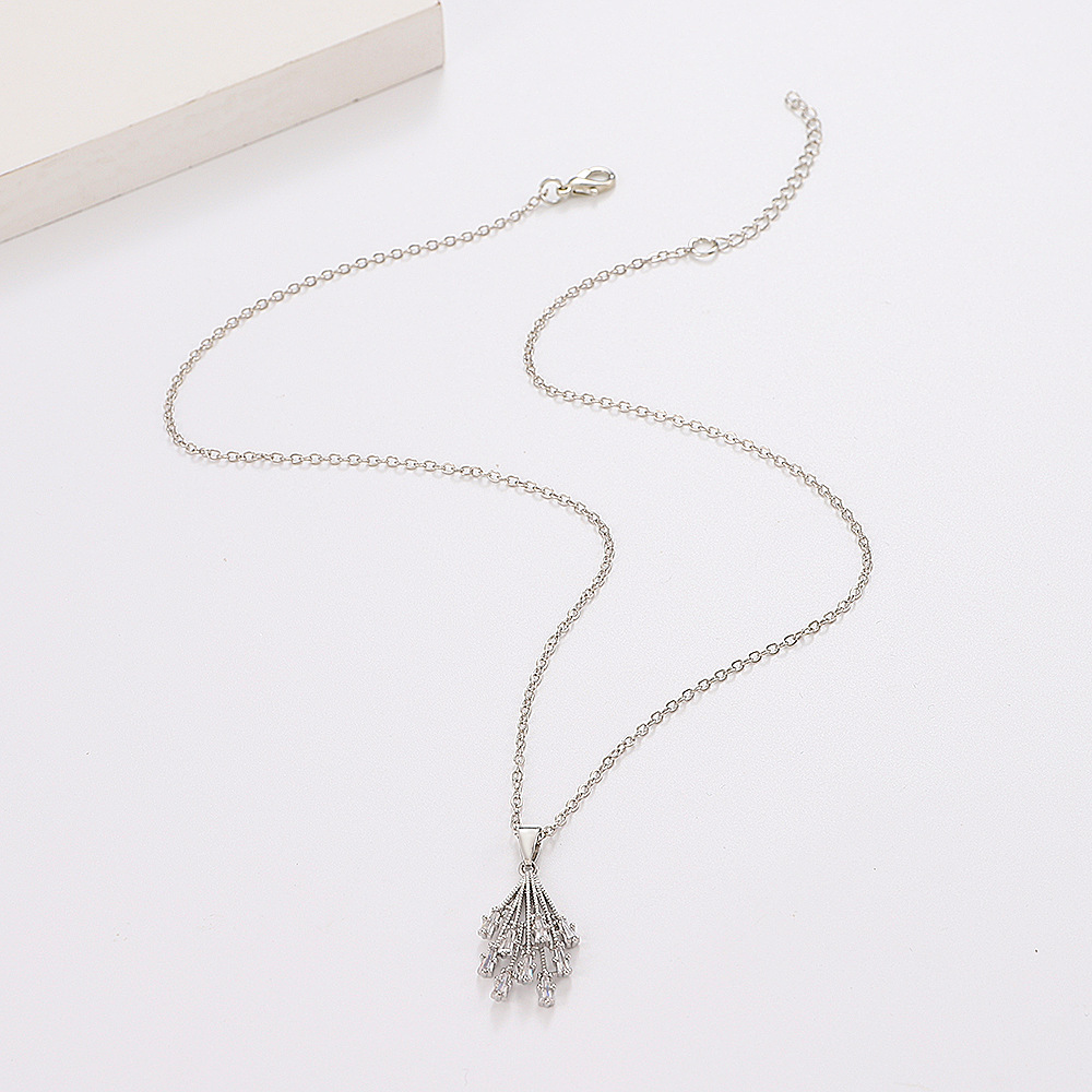 Fashion Tassel Alloy Inlay Zircon Pendant Necklace display picture 7