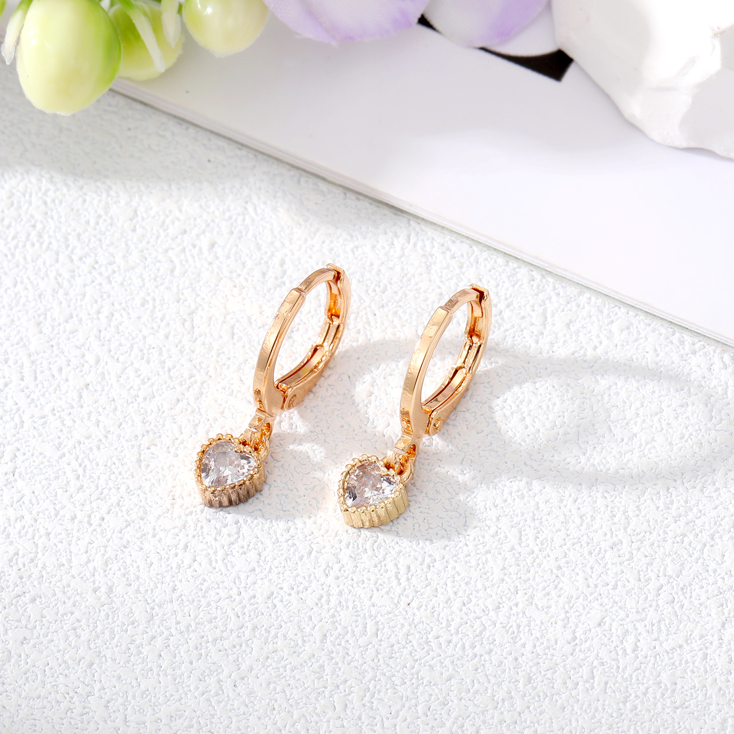 Mode Forme De Cœur Alliage Incruster Strass Boucles D'oreilles display picture 5