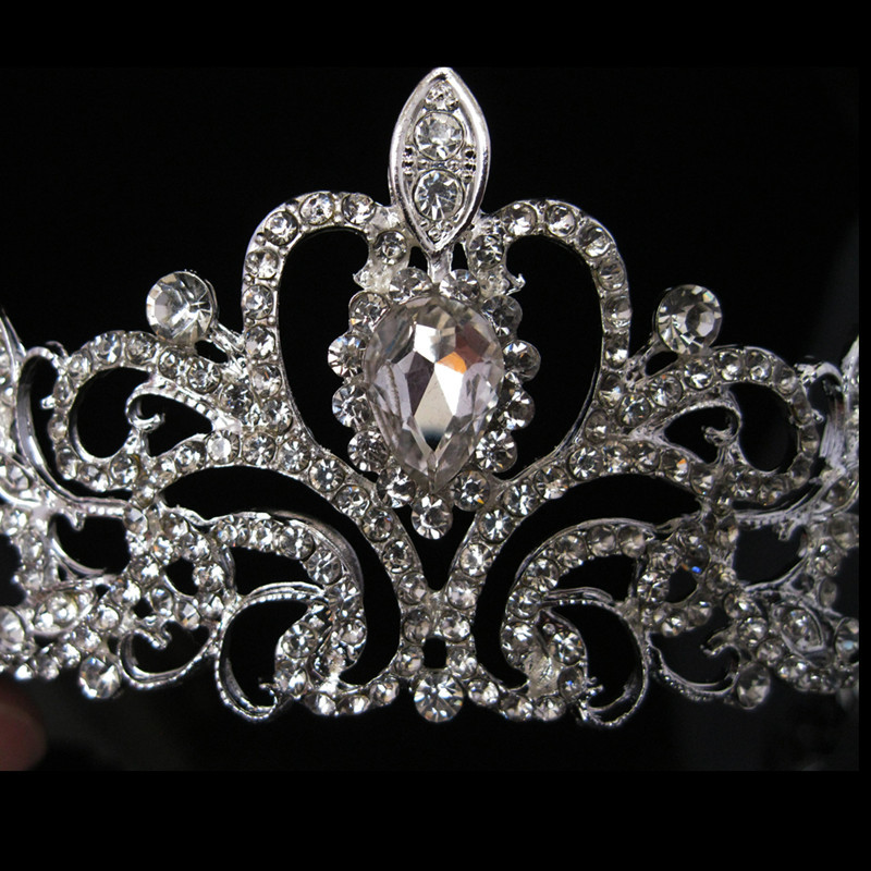 European And American Rhinestone Korean Style Bridal Crown Headdress Photo Studio Wedding Accessories display picture 3