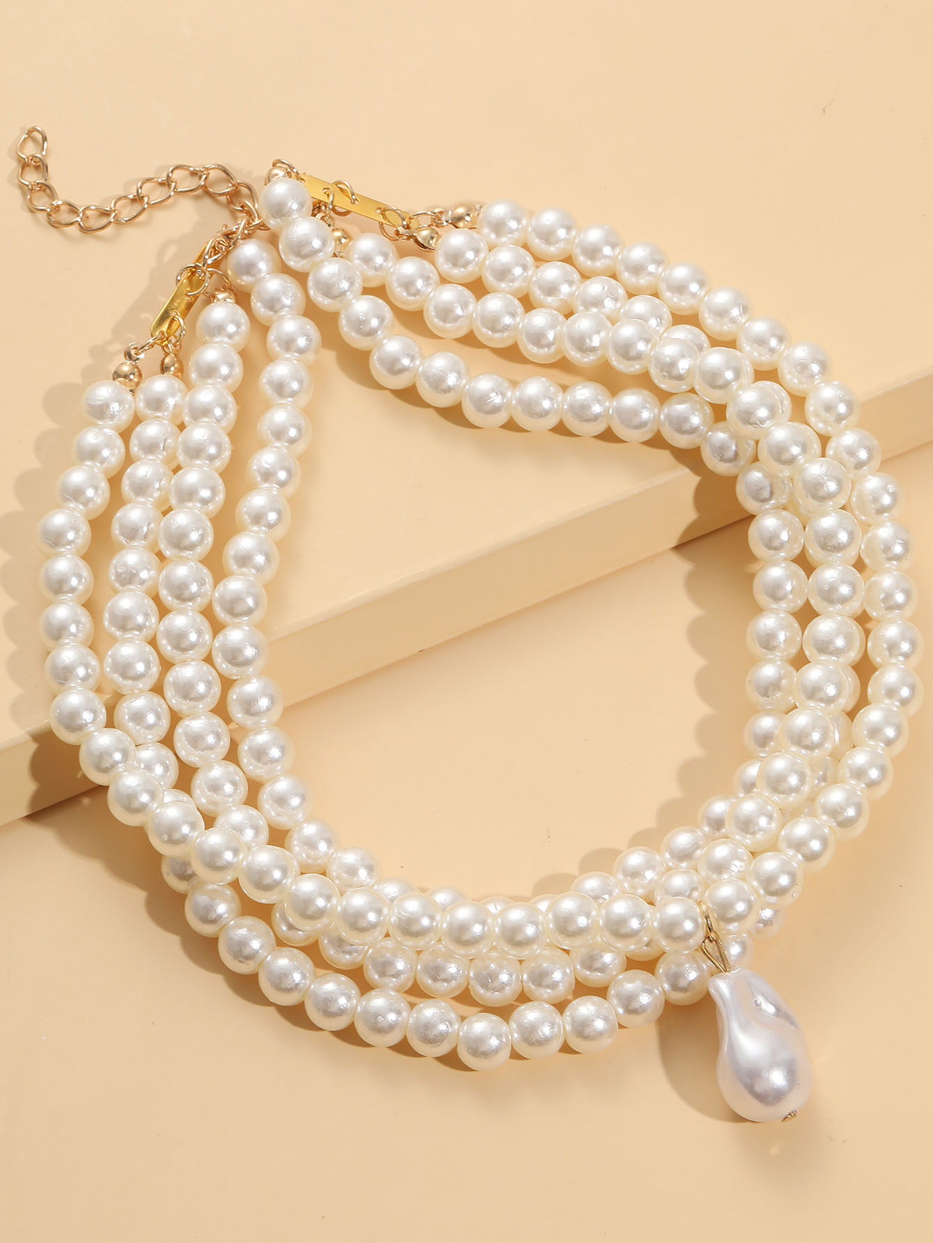 Fashion Irregular Artificial Pearl Beaded Layered Necklaces display picture 2